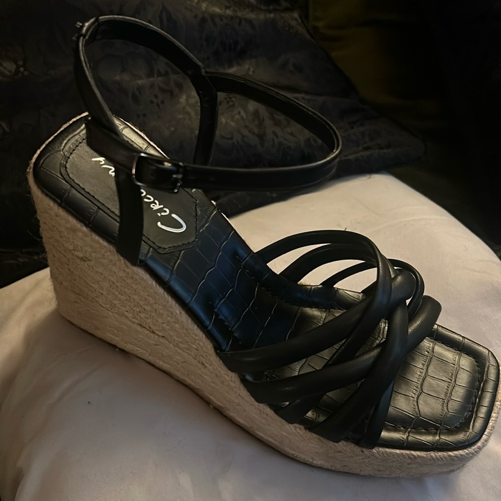 Circus NY by Sam Edelman Irene Strappy Wedge Sandals (NIB)